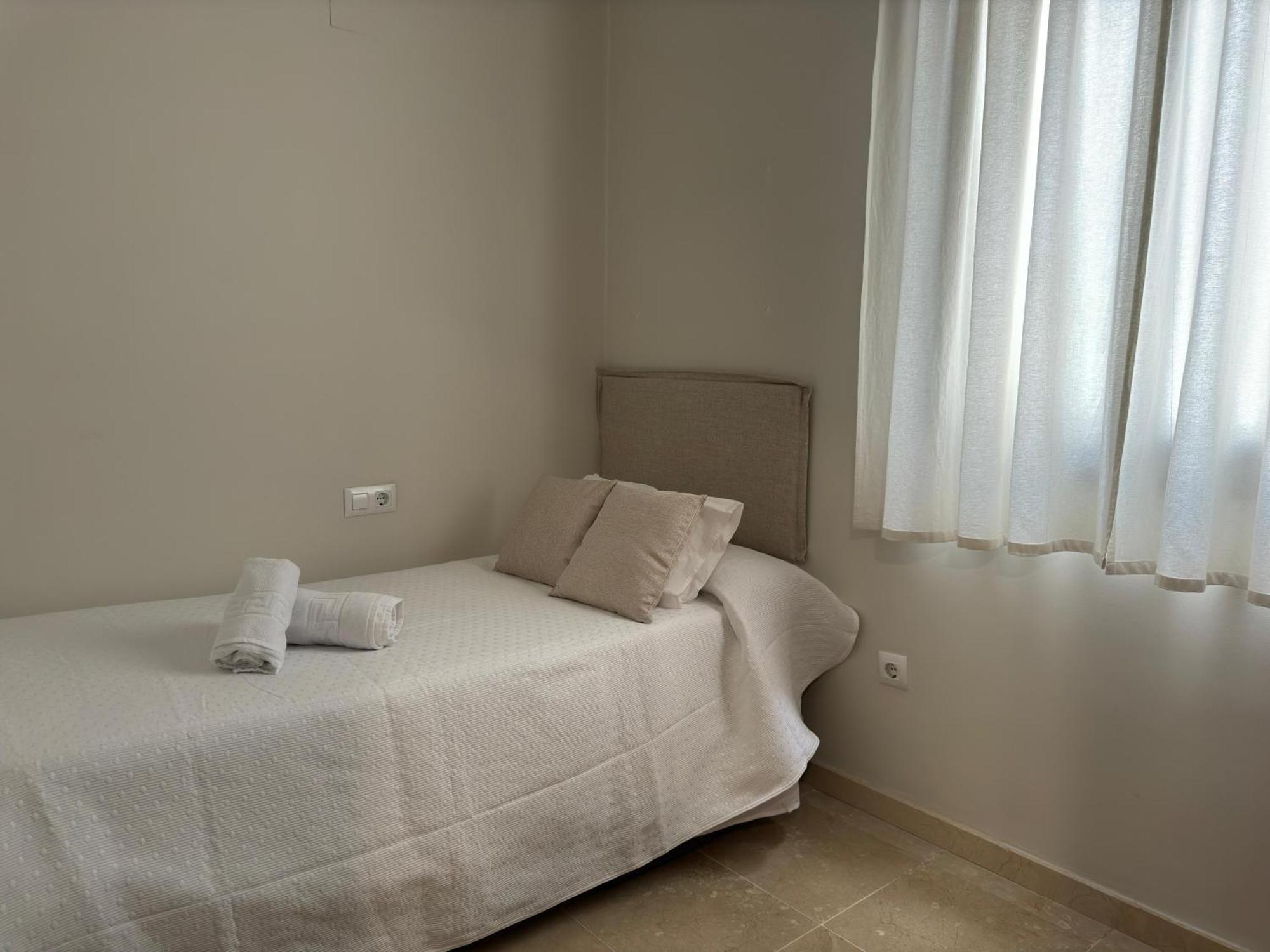 Apartamento Centrico Con Terraza Y Parking Gratuito Кордова Экстерьер фото
